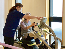 最新のリハビリ機器が揃っています 最新のリハビリ機器が揃っています